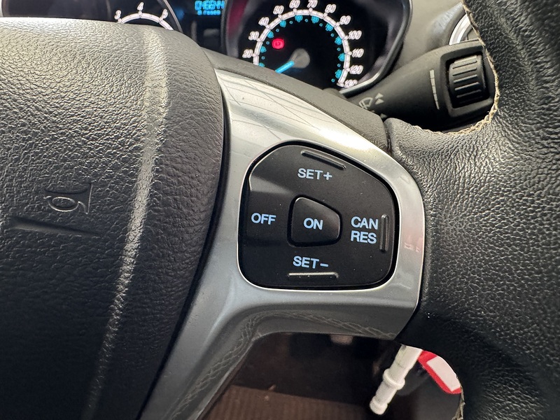 Ford Fiesta T EcoBoost Titanium - U75964