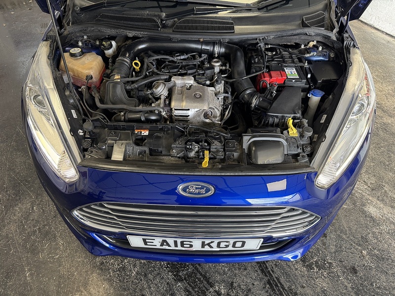 Ford Fiesta T EcoBoost Titanium - U75964