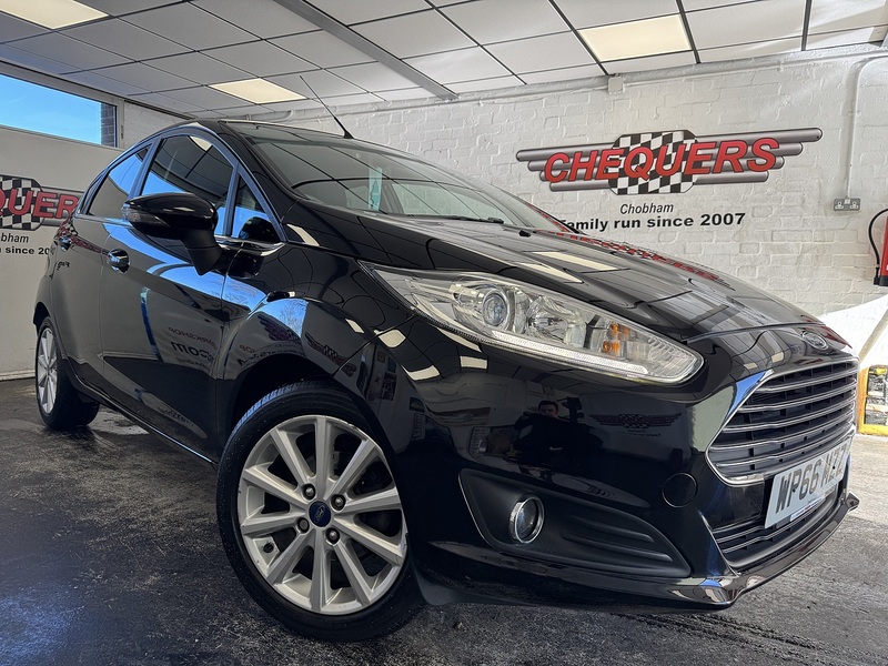 Ford Fiesta T EcoBoost Titanium - U75975