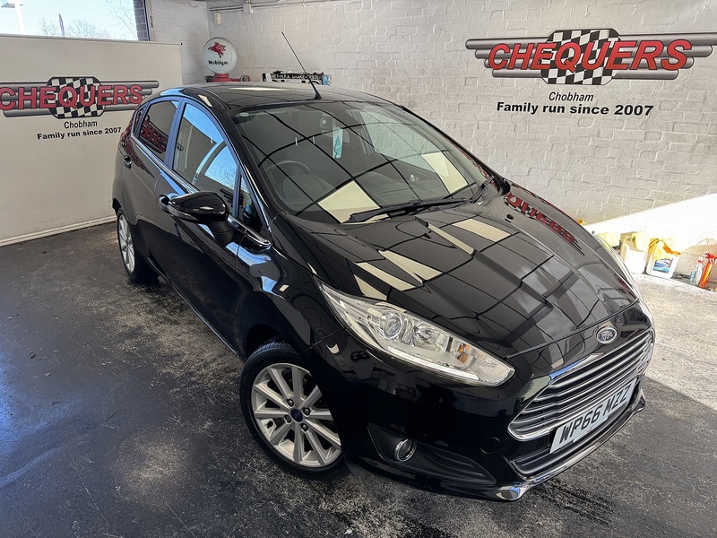 Ford Fiesta T EcoBoost Titanium - U75975