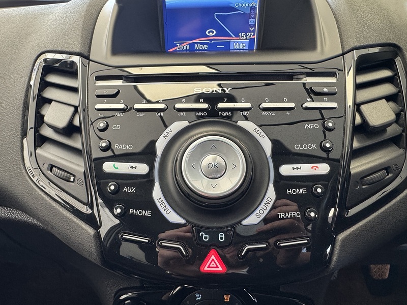 Ford Fiesta T EcoBoost Titanium - U75975