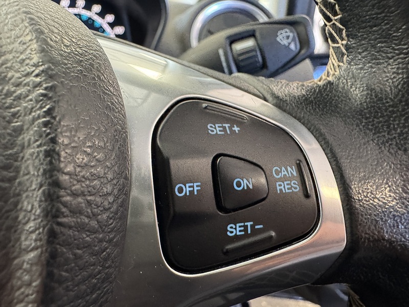 Ford Fiesta T EcoBoost Titanium - U75975