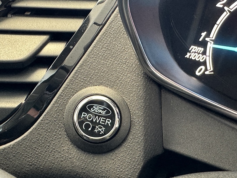 Ford Fiesta T EcoBoost Titanium - U75975