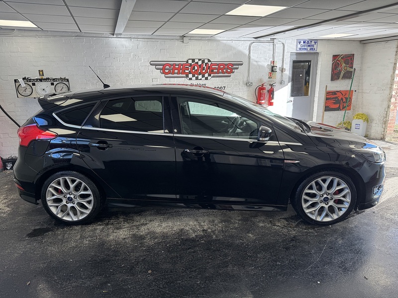 Ford Focus T EcoBoost Zetec S - U75980