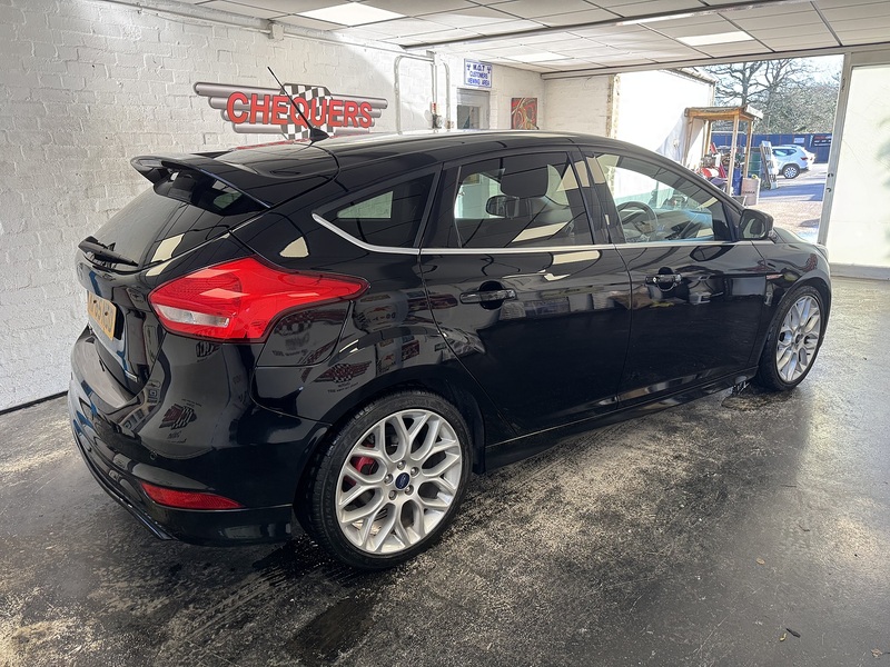 Ford Focus T EcoBoost Zetec S - U75980