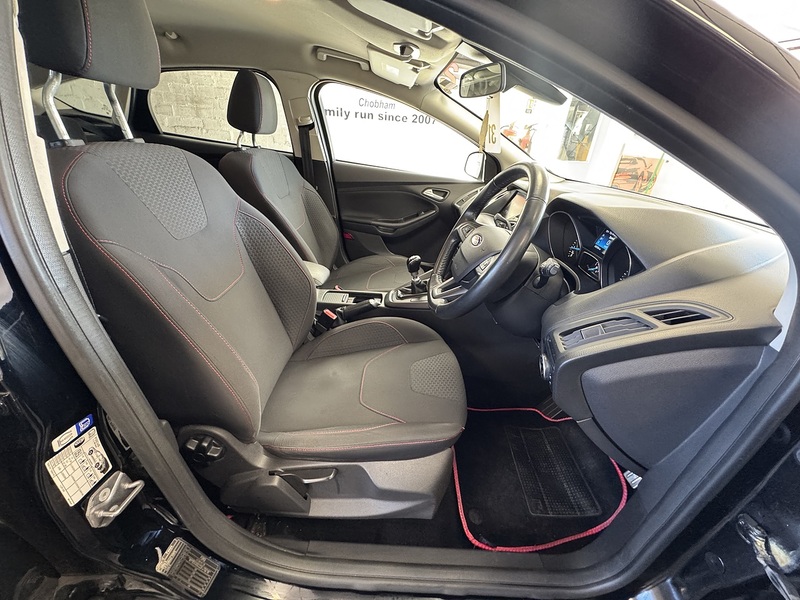 Ford Focus T EcoBoost Zetec S - U75980