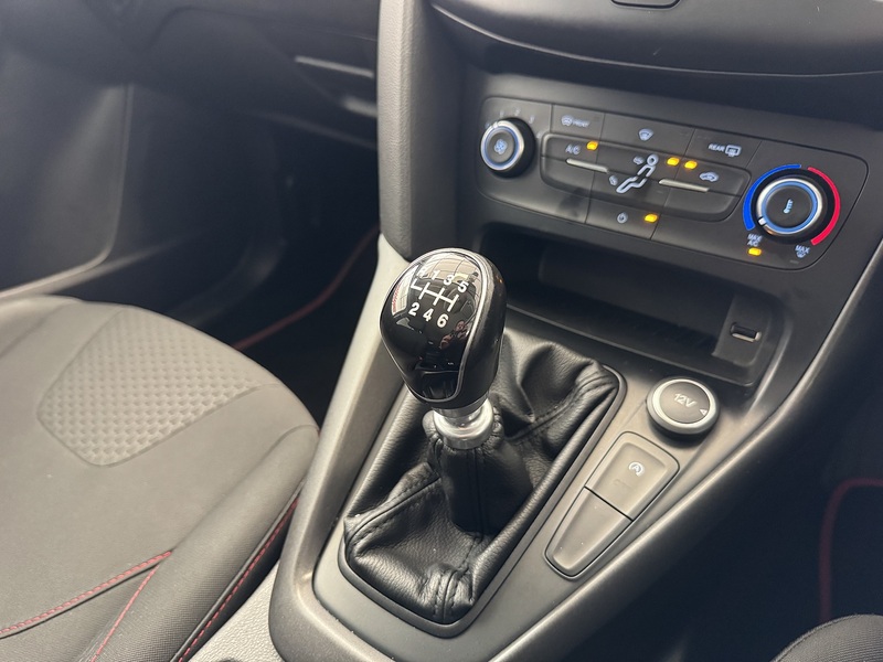 Ford Focus T EcoBoost Zetec S - U75980