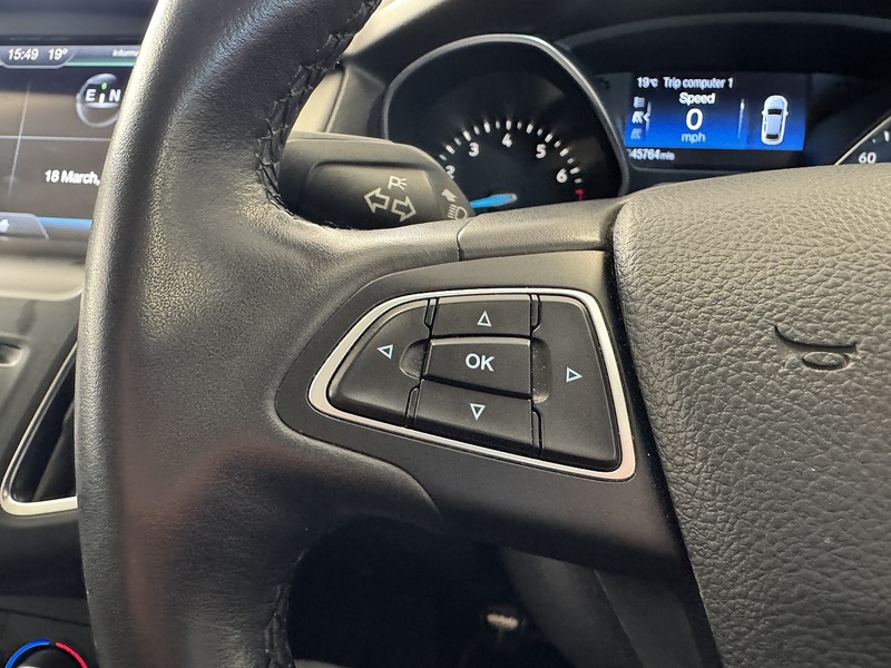 Ford Focus T EcoBoost Zetec S - U75980