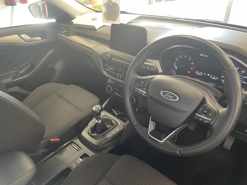 Ford Focus T EcoBoost Titanium - U75984