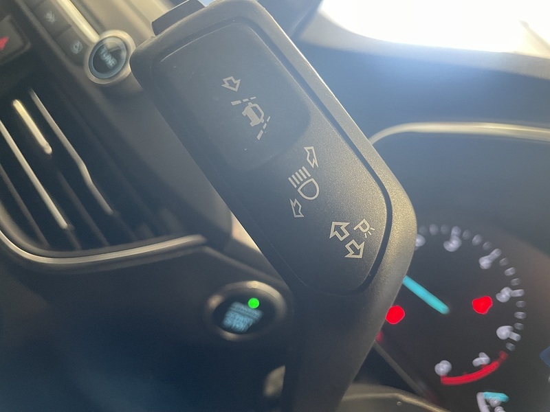 Ford Focus T EcoBoost Titanium - U75984