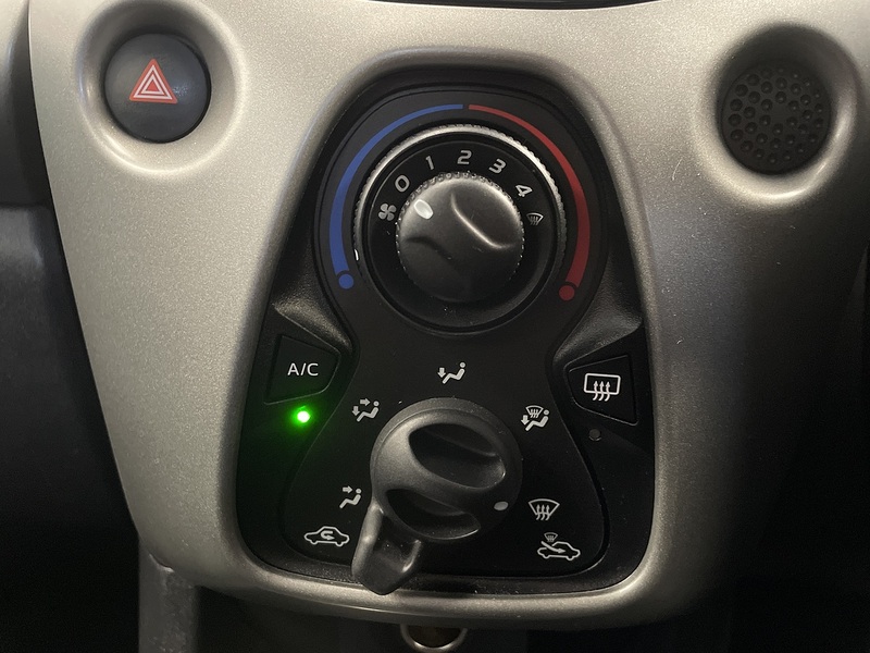 Citroen C1 VTi Feel - U75987