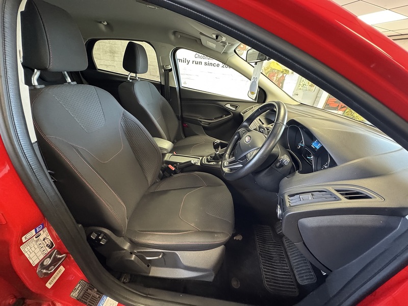 Ford Focus T EcoBoost Zetec S - U75991