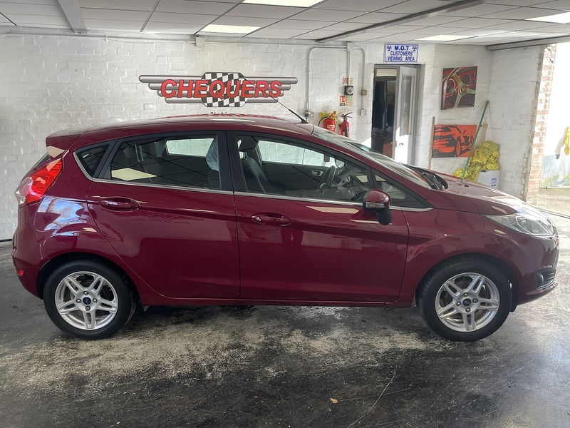 Ford Fiesta Zetec - U76013
