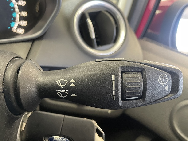 Ford Fiesta Zetec - U76013