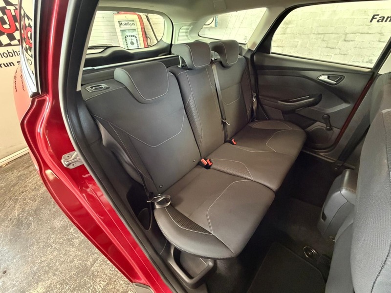 Ford Focus T EcoBoost Zetec - U76014