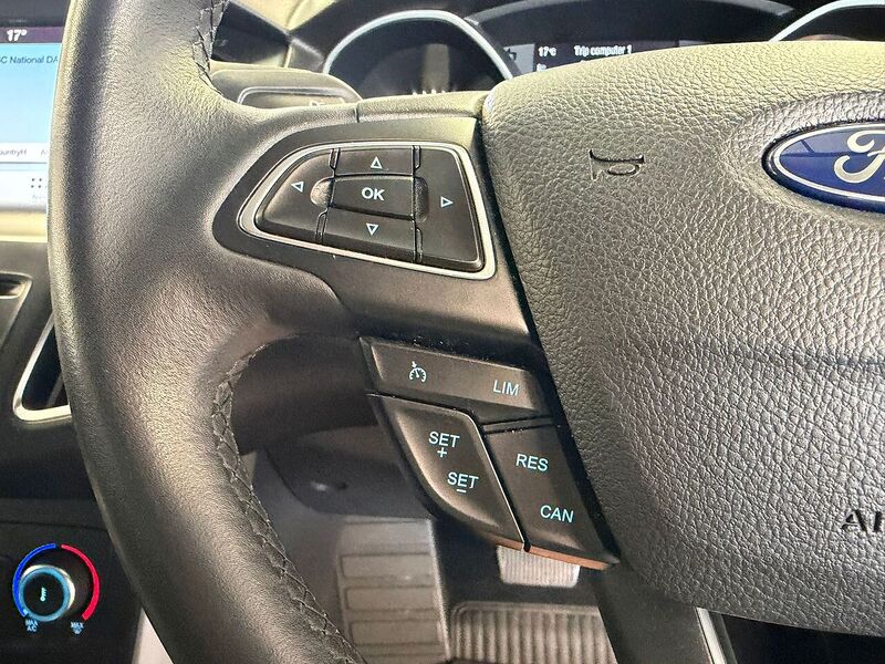 Ford Focus T EcoBoost Zetec Edition - U76017