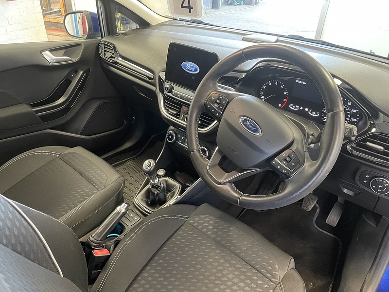 Ford Fiesta T EcoBoost Titanium - U76018