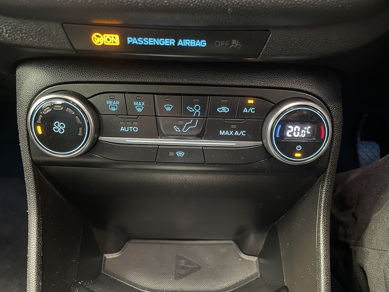 Ford Fiesta T EcoBoost Titanium - U76022