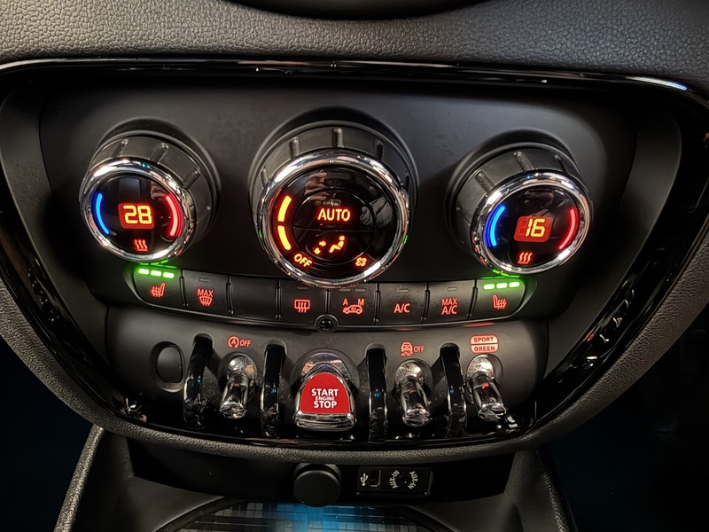 MINI Clubman Cooper - U76024