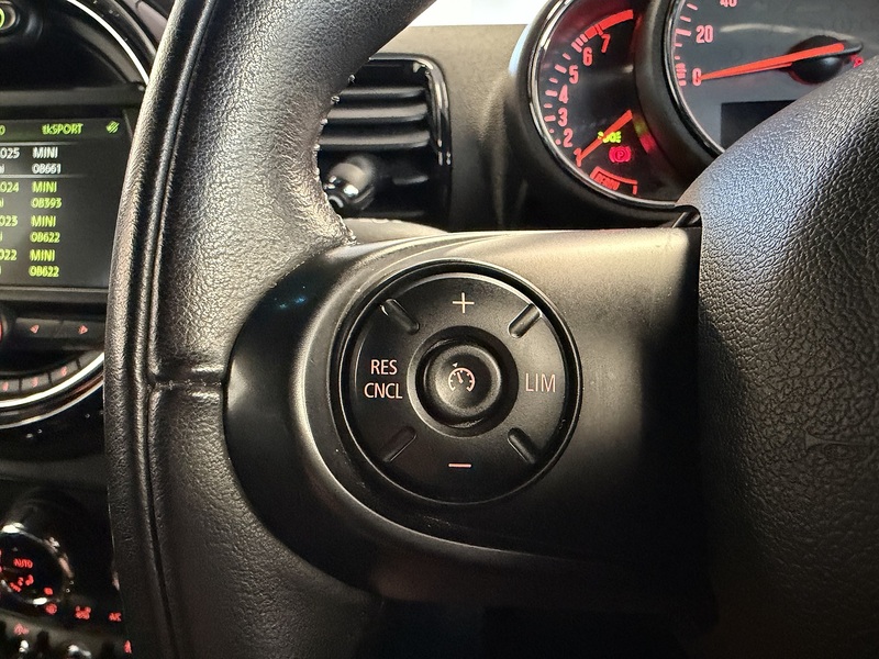MINI Clubman Cooper - U76024