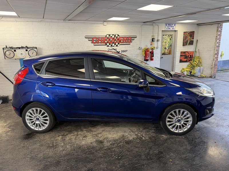Ford Fiesta T EcoBoost Titanium - U76027