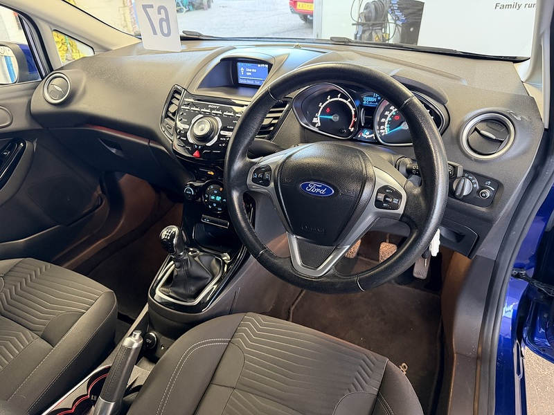 Ford Fiesta T EcoBoost Titanium - U76027