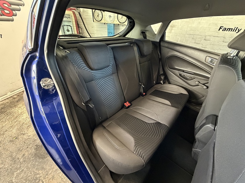 Ford Fiesta T EcoBoost Titanium - U76027