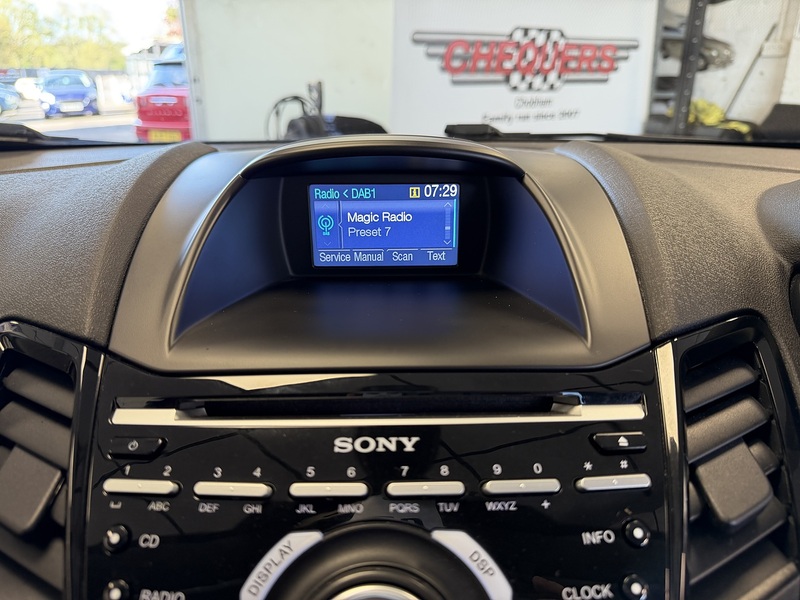 Ford Fiesta T EcoBoost Titanium - U76027