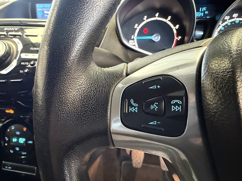 Ford Fiesta T EcoBoost Titanium - U76027