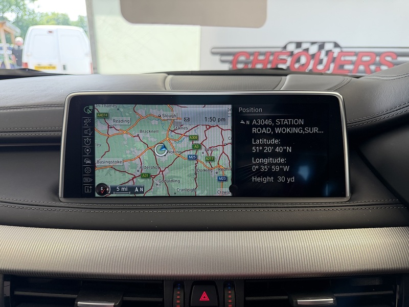 BMW X6 M BiTurbo V8 - U76034