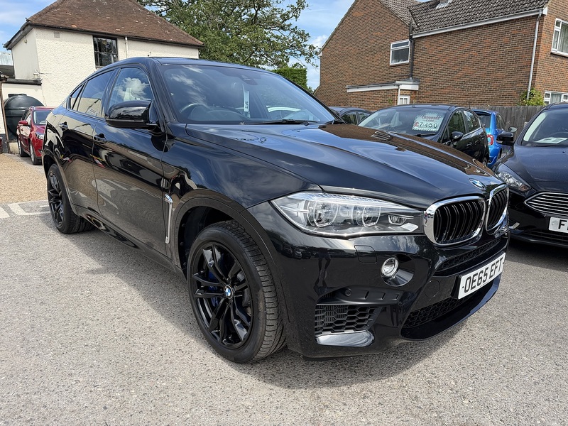 BMW X6 M BiTurbo V8 - U76034