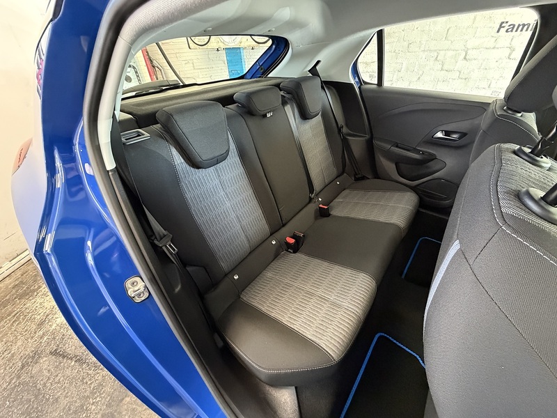 Vauxhall Corsa SE Edition - U76036