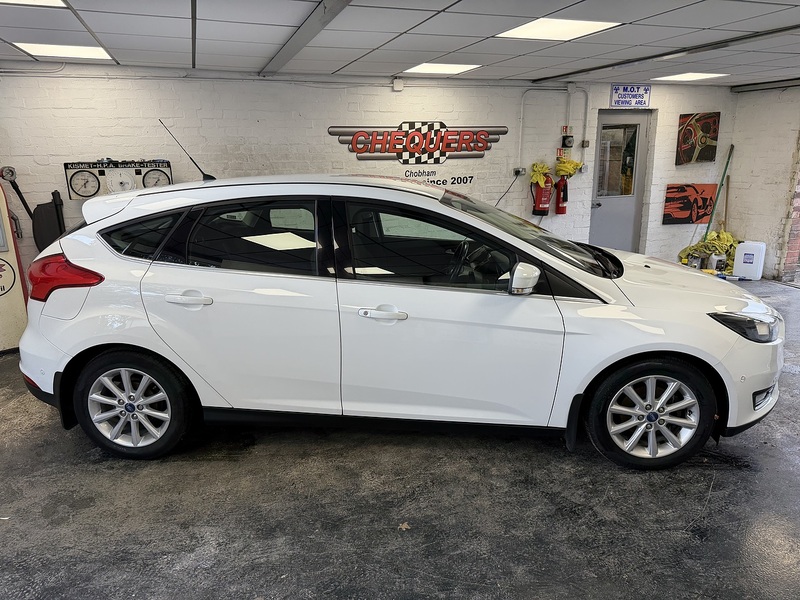 Ford Focus T EcoBoost Titanium - U76040