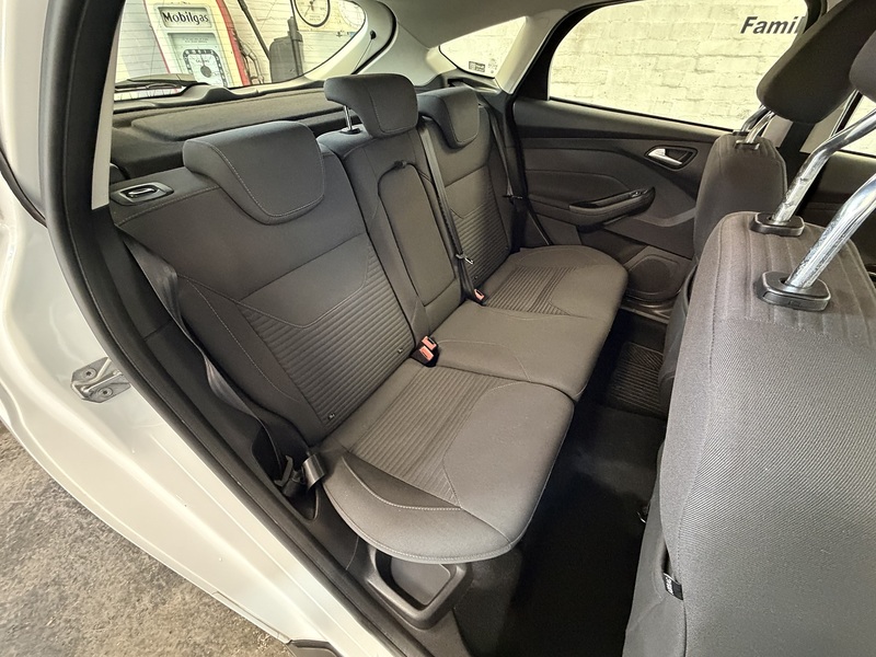 Ford Focus T EcoBoost Titanium - U76040