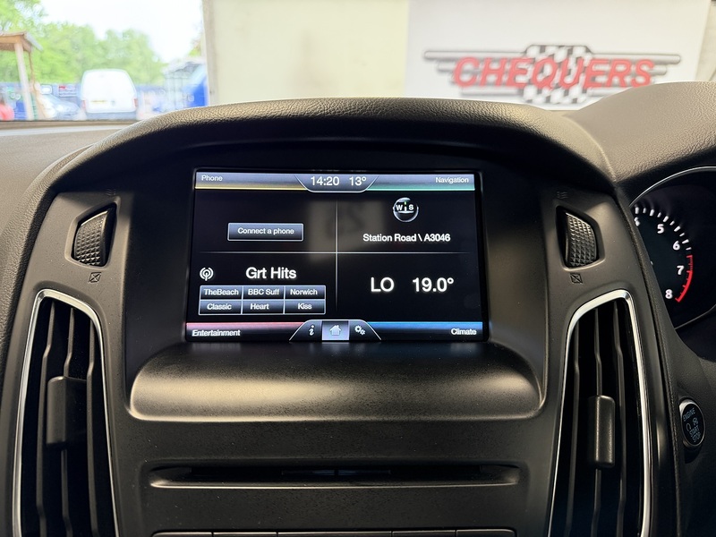 Ford Focus T EcoBoost Titanium - U76040
