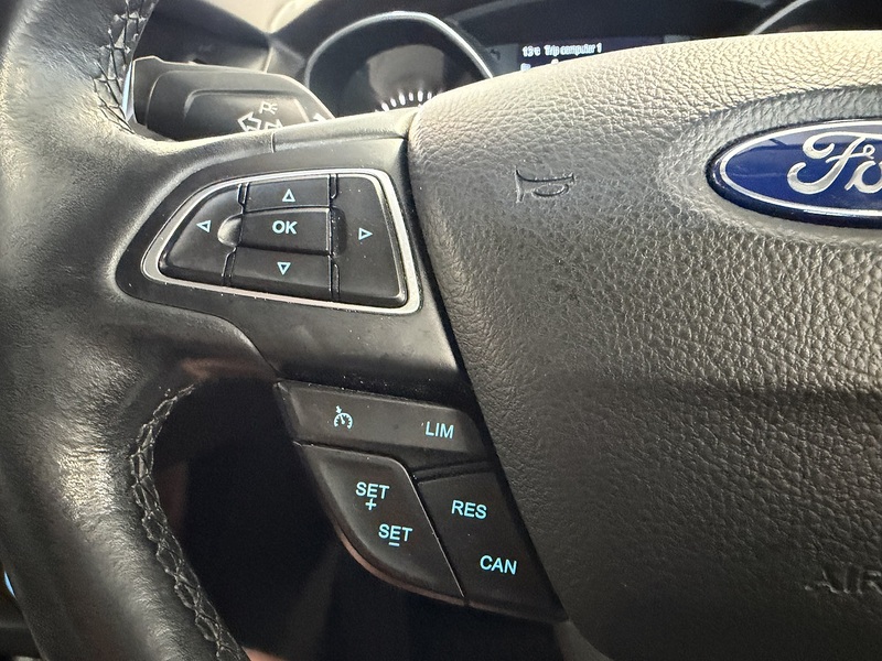 Ford Focus T EcoBoost Titanium - U76040