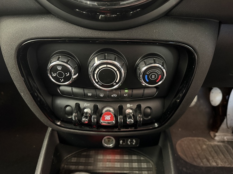 MINI Clubman Cooper - U76060