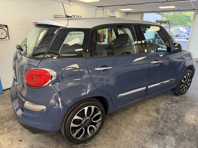 Fiat 500L Mirror - U76063