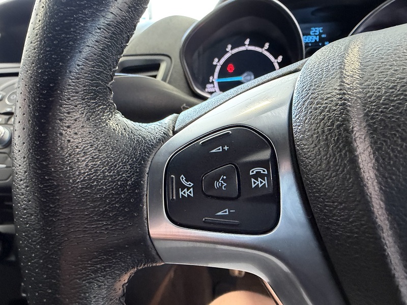 Ford Fiesta T EcoBoost ST-Line - U76064