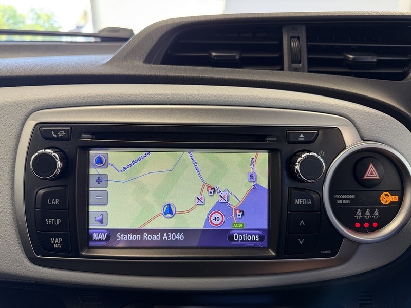 Toyota Yaris VVT-h Icon Plus - U76069
