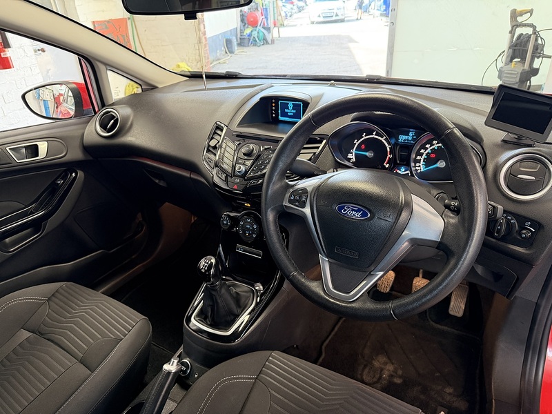 Ford Fiesta T EcoBoost Zetec - U76072