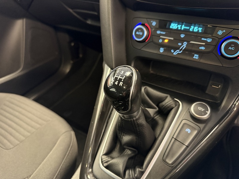 Ford Focus T EcoBoost Titanium - U76073
