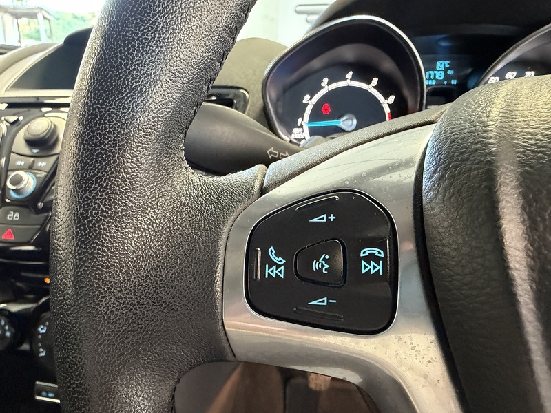 Ford Fiesta T EcoBoost Zetec - U76080