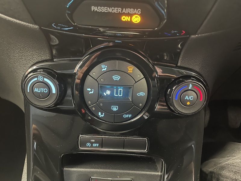 Ford Fiesta T EcoBoost Titanium X - U76081