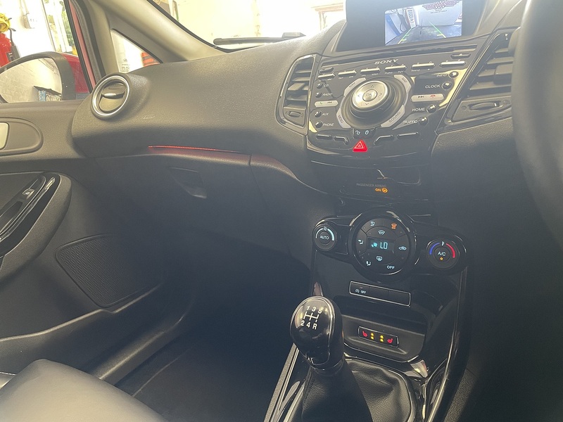 Ford Fiesta T EcoBoost Titanium X - U76081