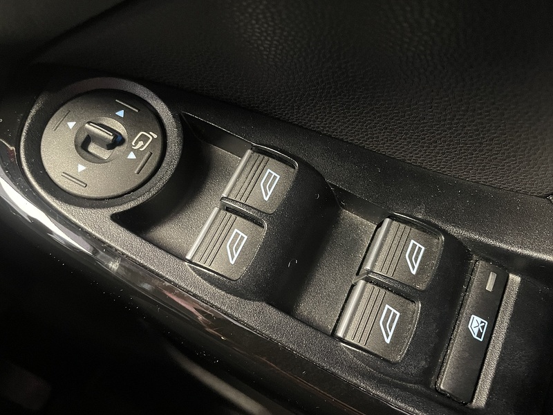 Ford Fiesta T EcoBoost Titanium X - U76081