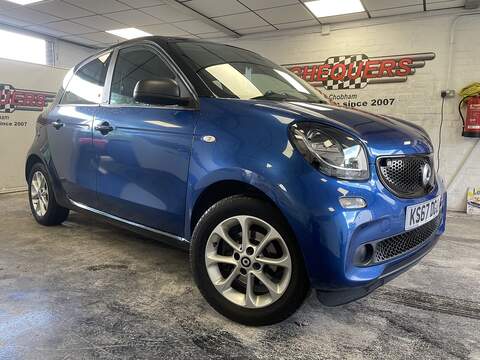Smart forfour 1.5 VVT-h Icon Plus Hatchback 5dr Petrol Hybrid CVT Euro 5 (101 ps)