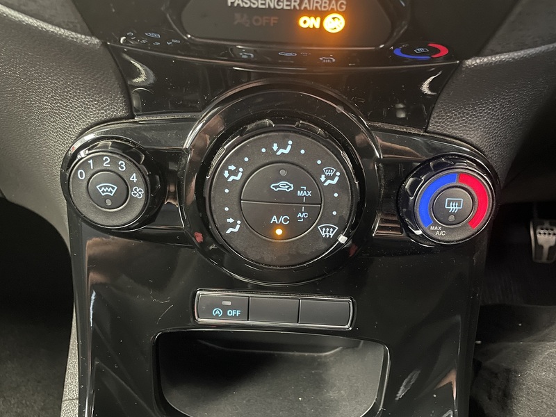 Ford Fiesta T EcoBoost Zetec S - U76110