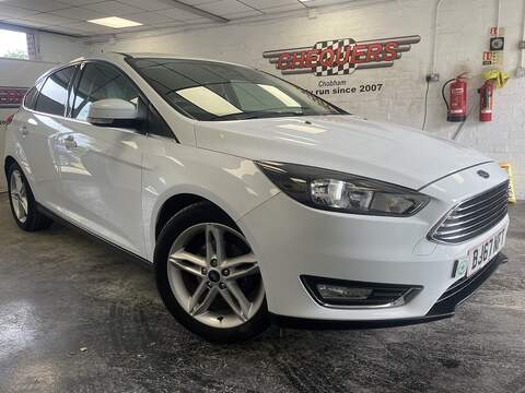 Ford Focus 1.0 Urbanshadow Coupe 2dr Petrol Twinamic Euro 6 (s/s) (71 ps)