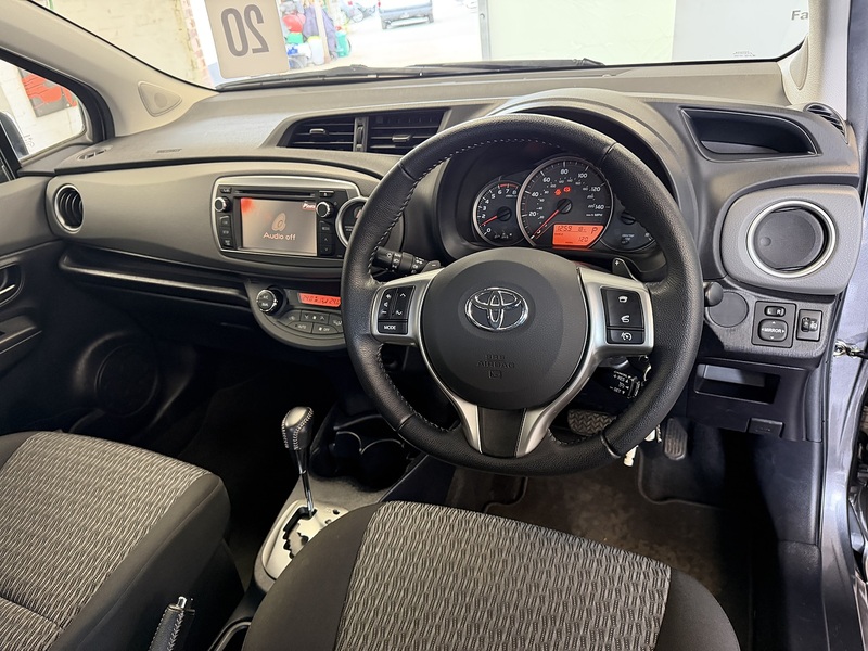 Toyota Yaris Dual VVT-i Icon Plus - U76132